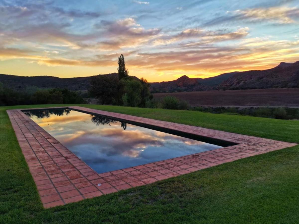 Appartement Red Mountain Ridge Karoo Oasis And Guest Farm à Buffelskloof Extérieur photo