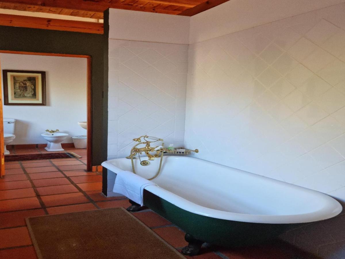 Appartement Red Mountain Ridge Karoo Oasis And Guest Farm à Buffelskloof Extérieur photo