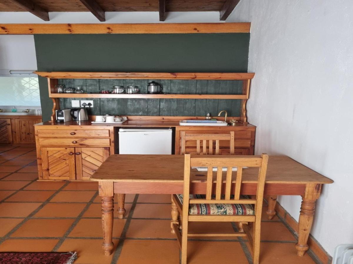 Appartement Red Mountain Ridge Karoo Oasis And Guest Farm à Buffelskloof Extérieur photo
